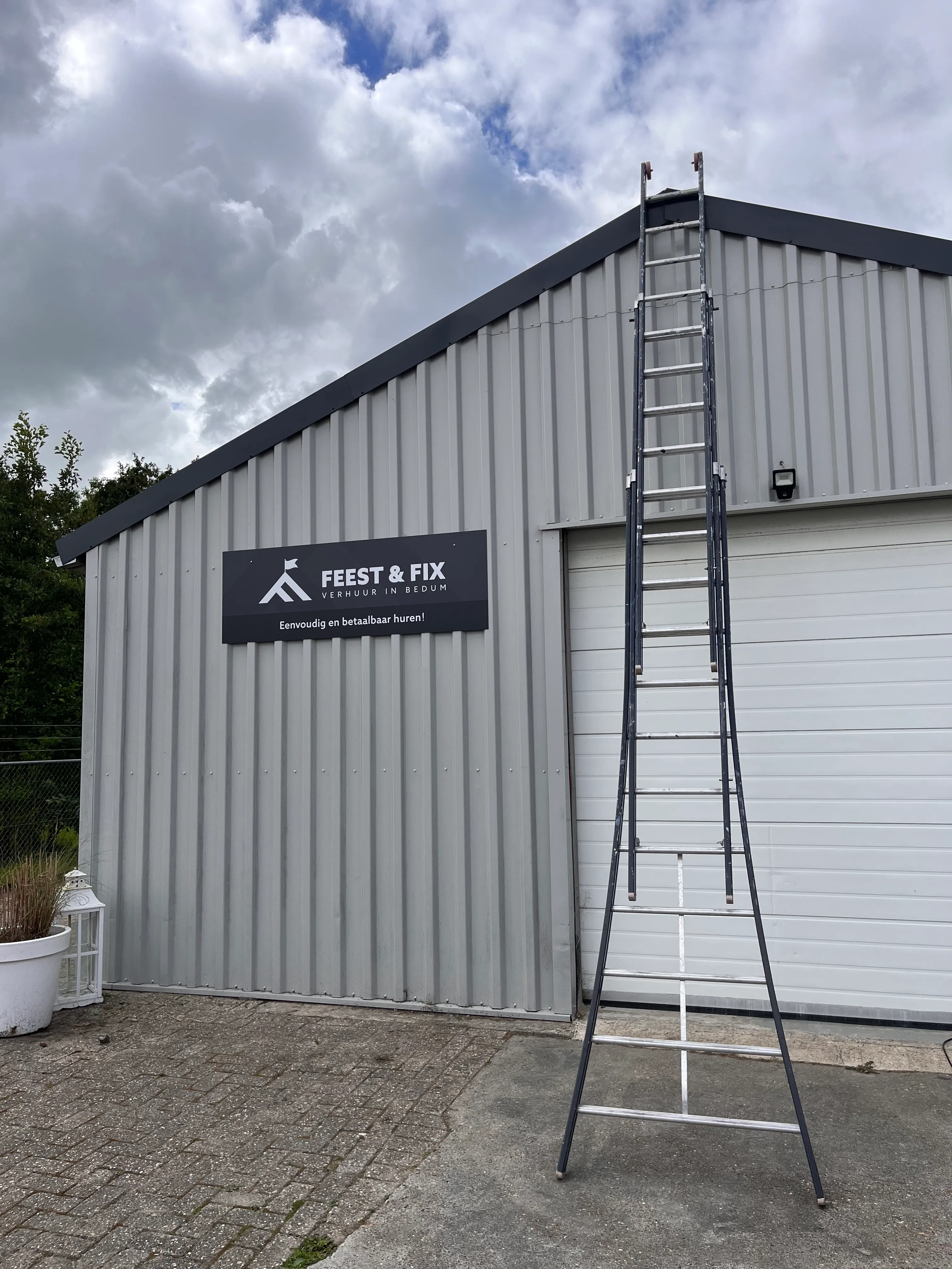 Opsteekladder met 8 meter werkhoogte