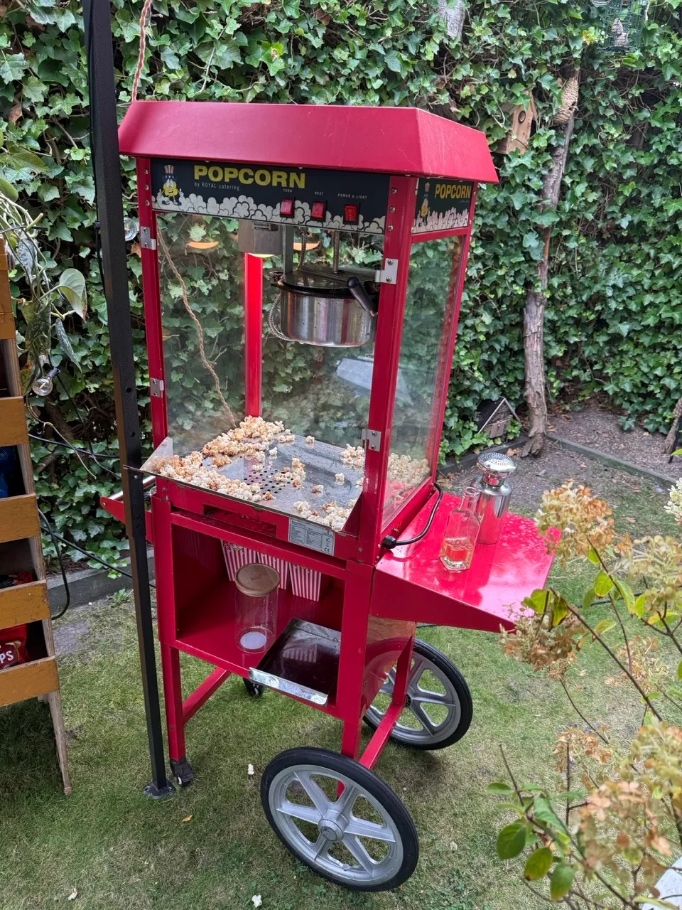 Popcornmachine op wielen