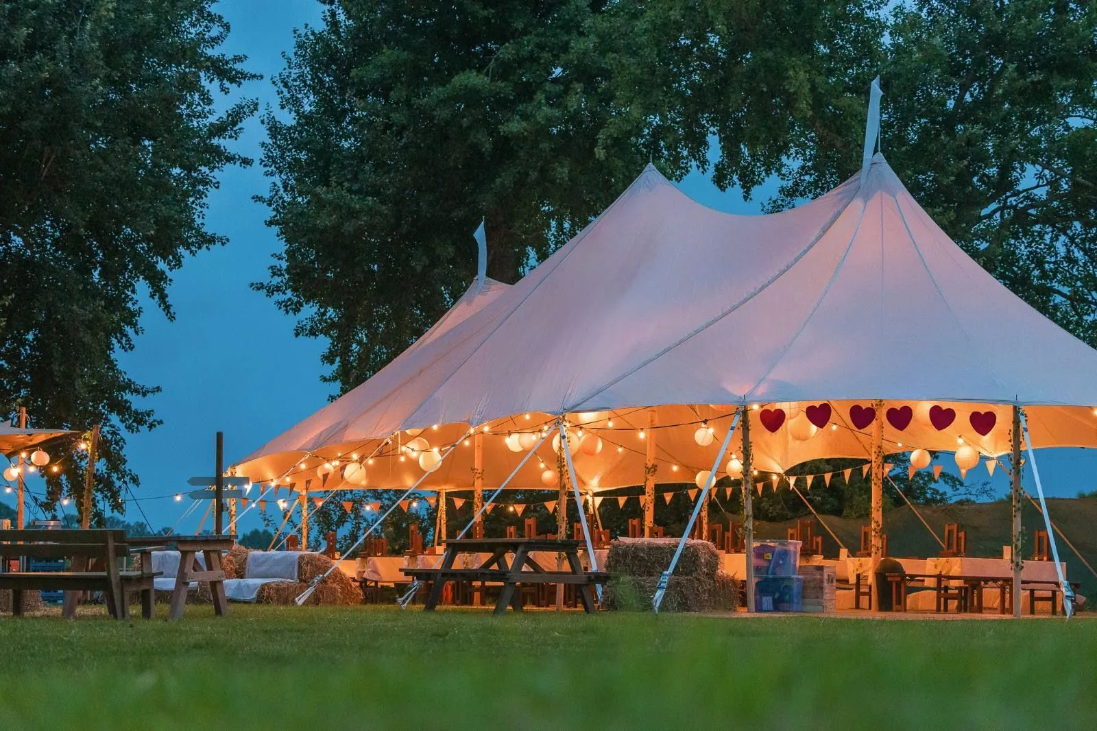 Sailcloth-tent 10 x 22 meter