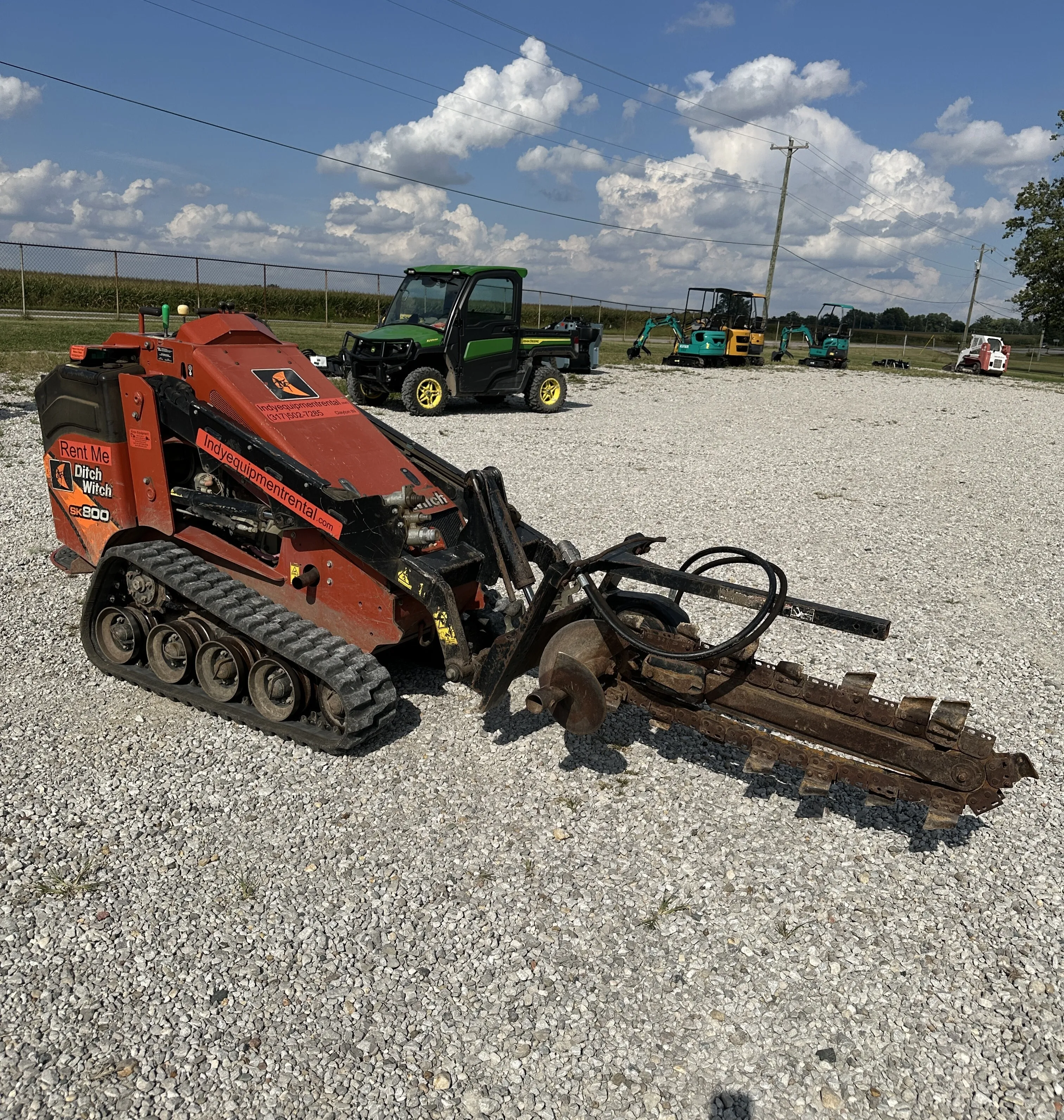 Mini Skidsteer + Trencher