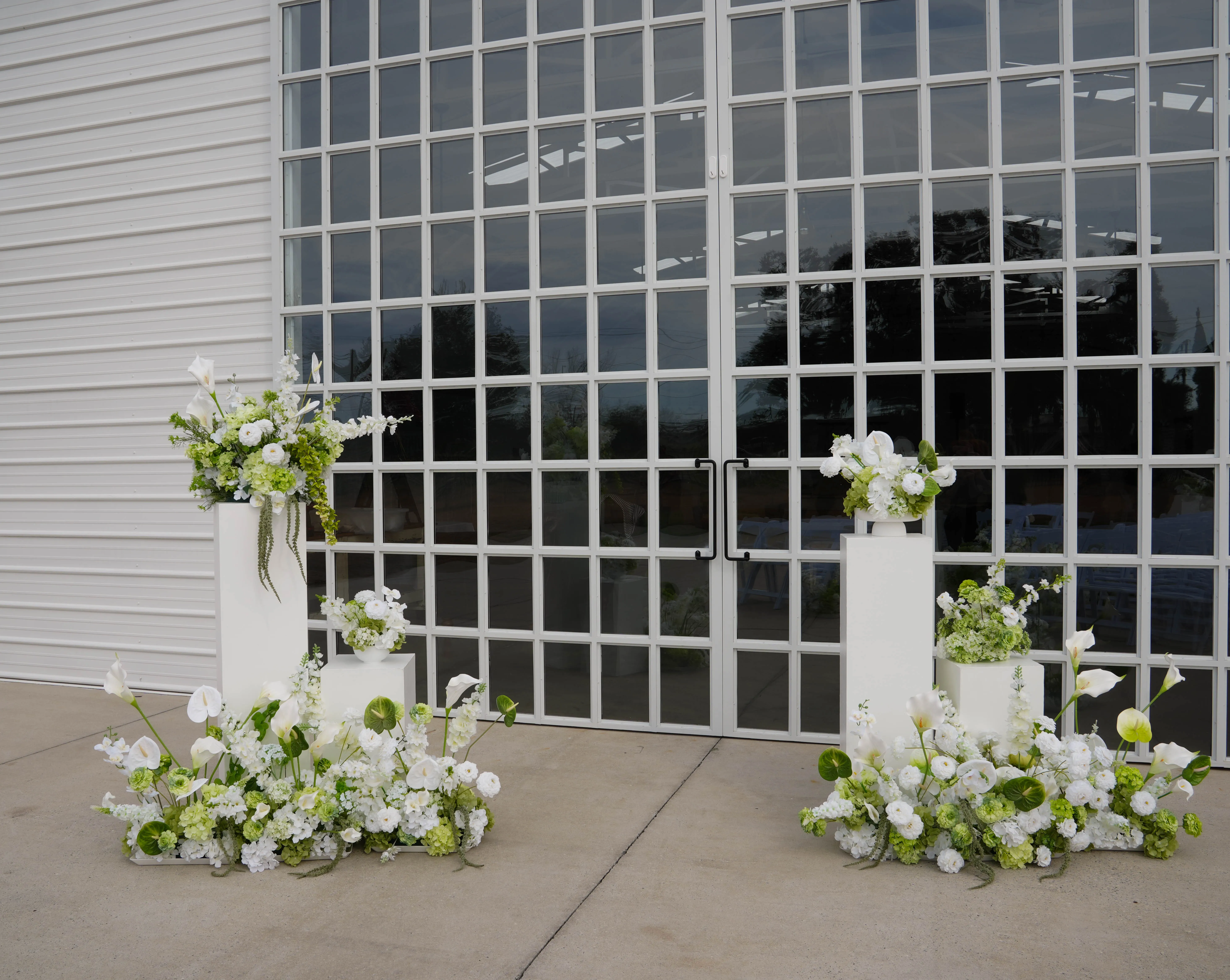 White Modern Pillar Arch-4 piece set