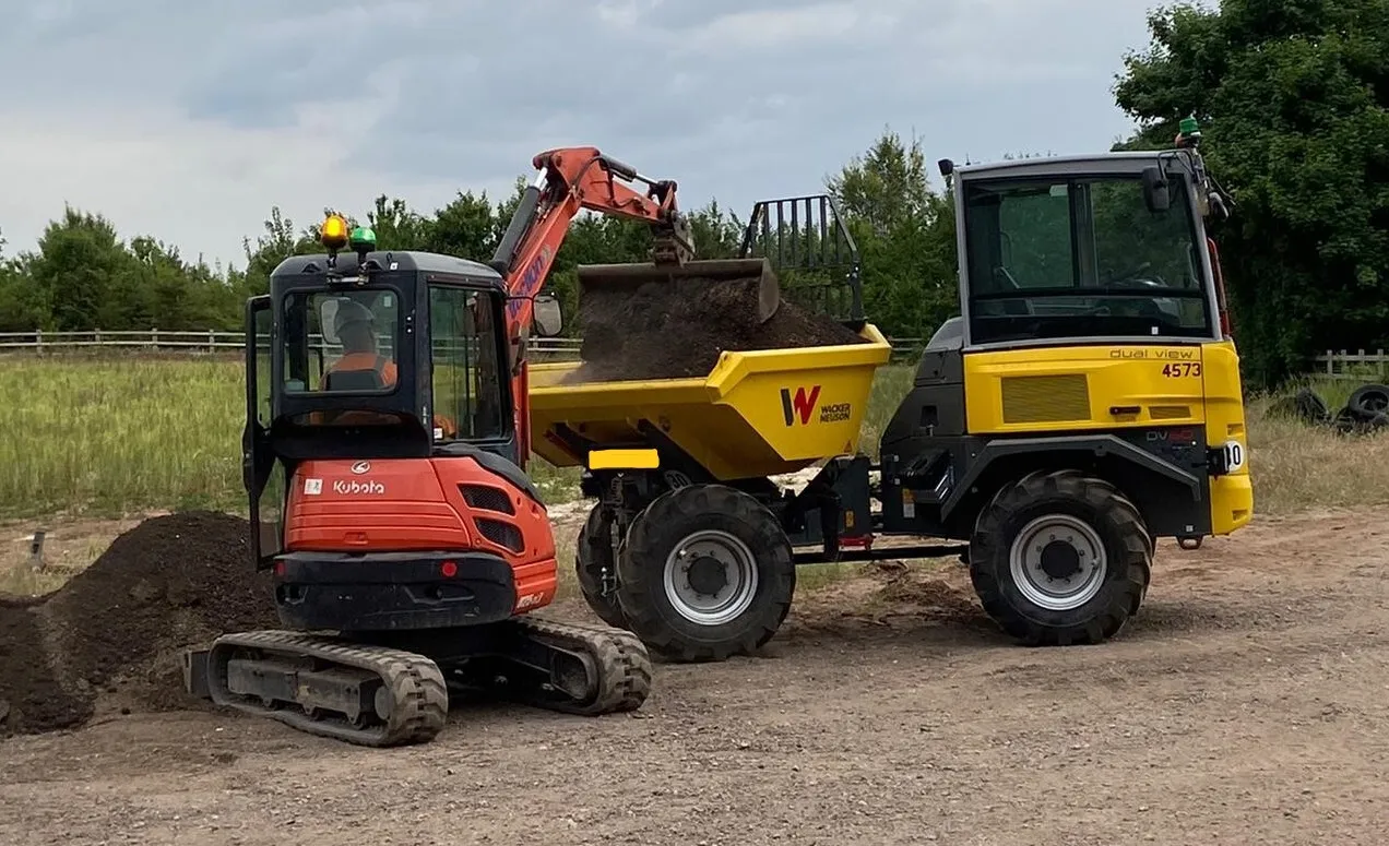 2.5t digger / 3 tonne dumper collection image