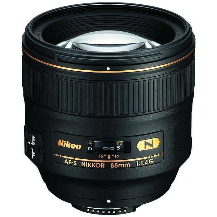 446. Nikon AF-S 85mm f1,4G
