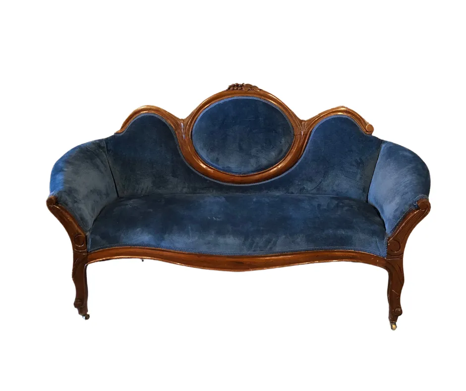 Billie Sue Settee