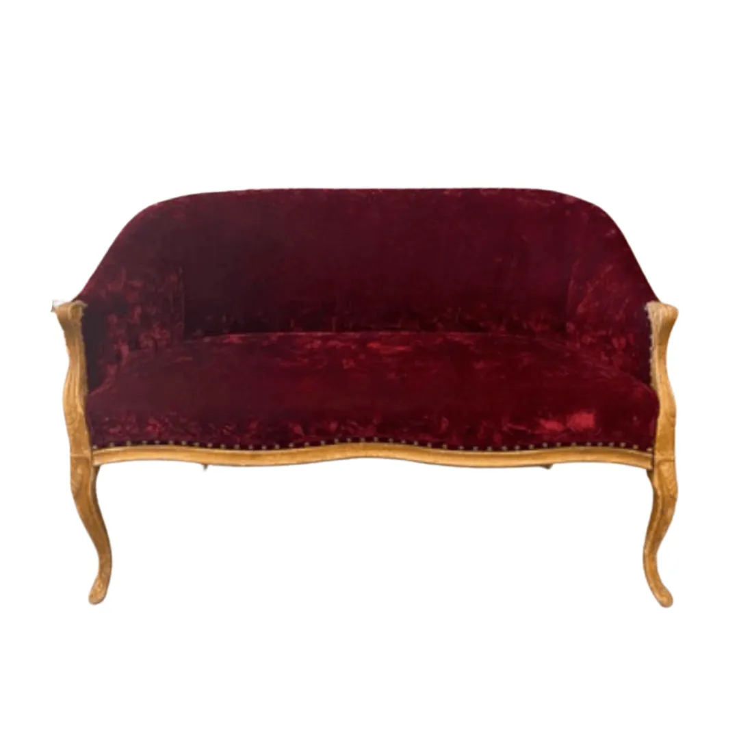Marilyn Loveseat