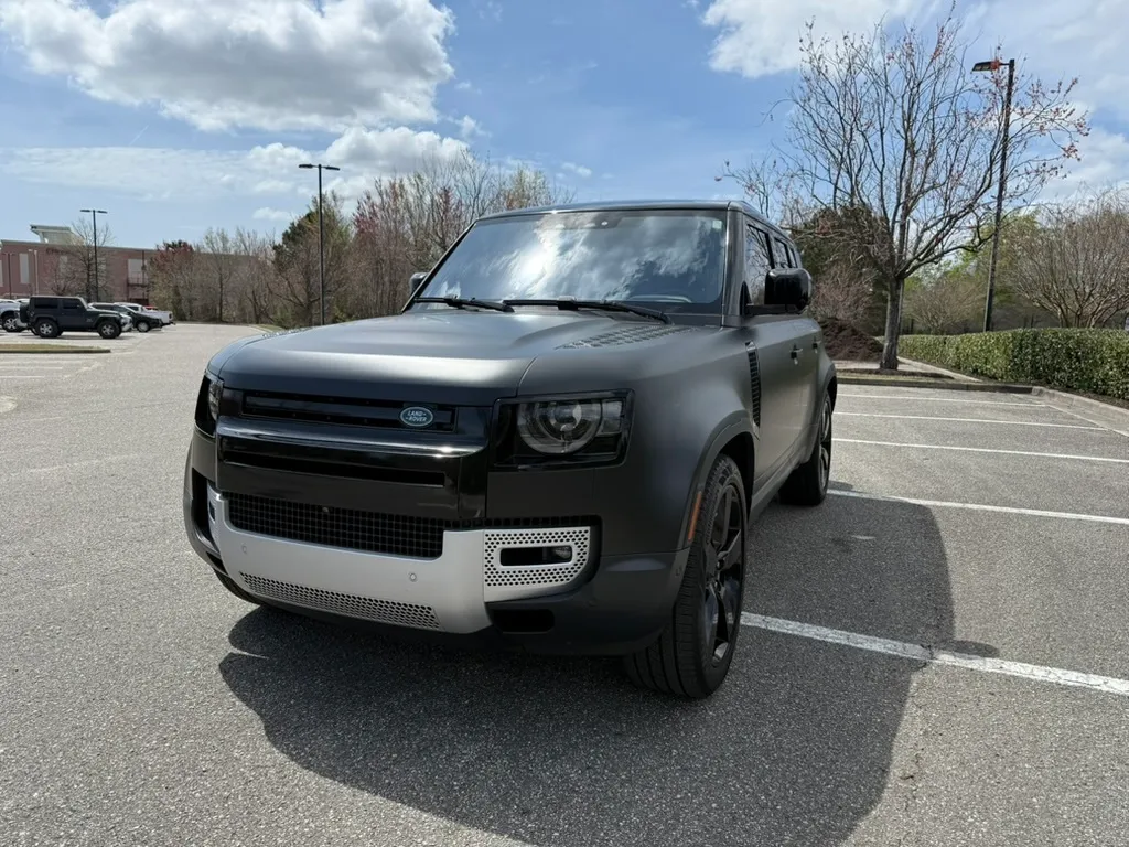 2020 Land Rover Defender (First Edition)