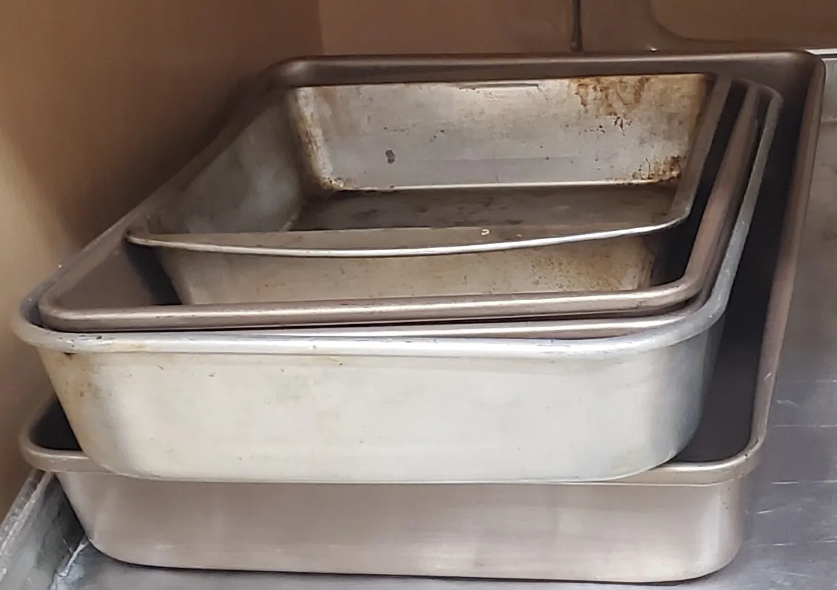 Metal Casserole/Brownie Pans