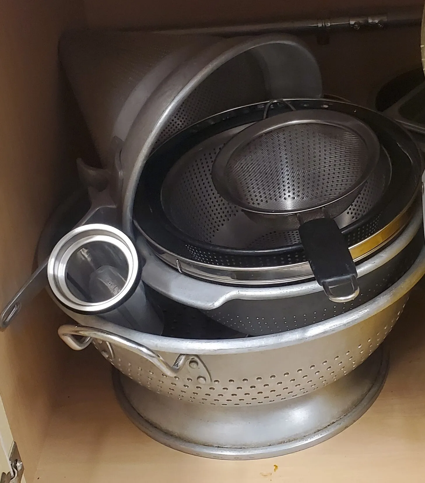 Colander / Strainers