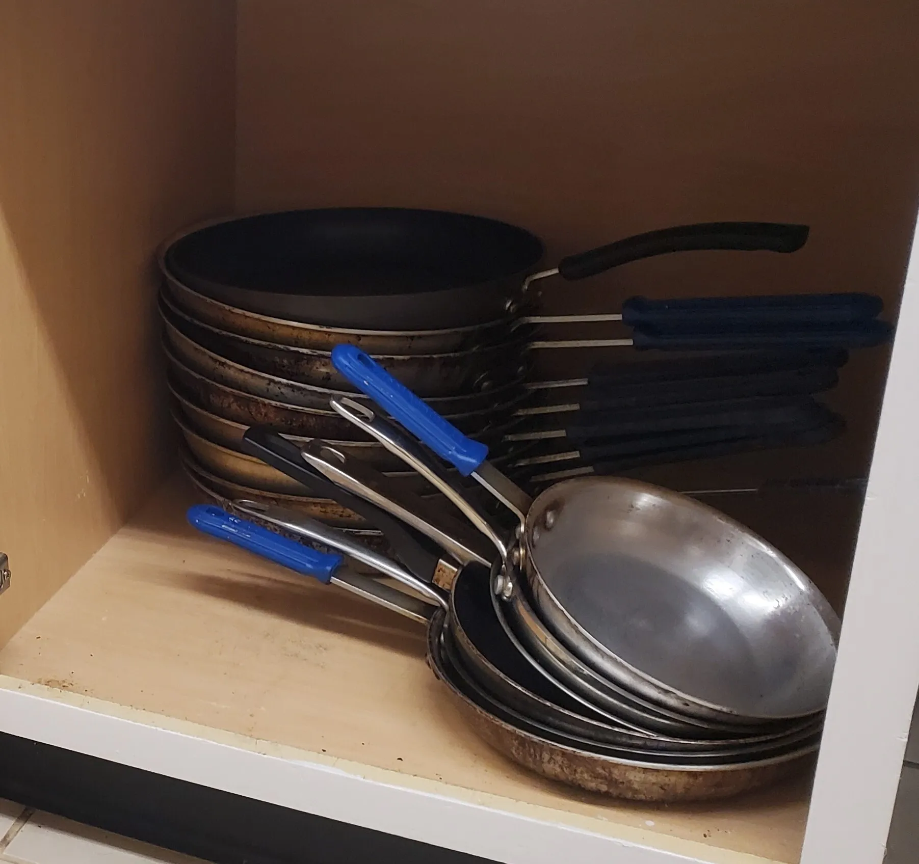 Frying Pans (Various Sizes)