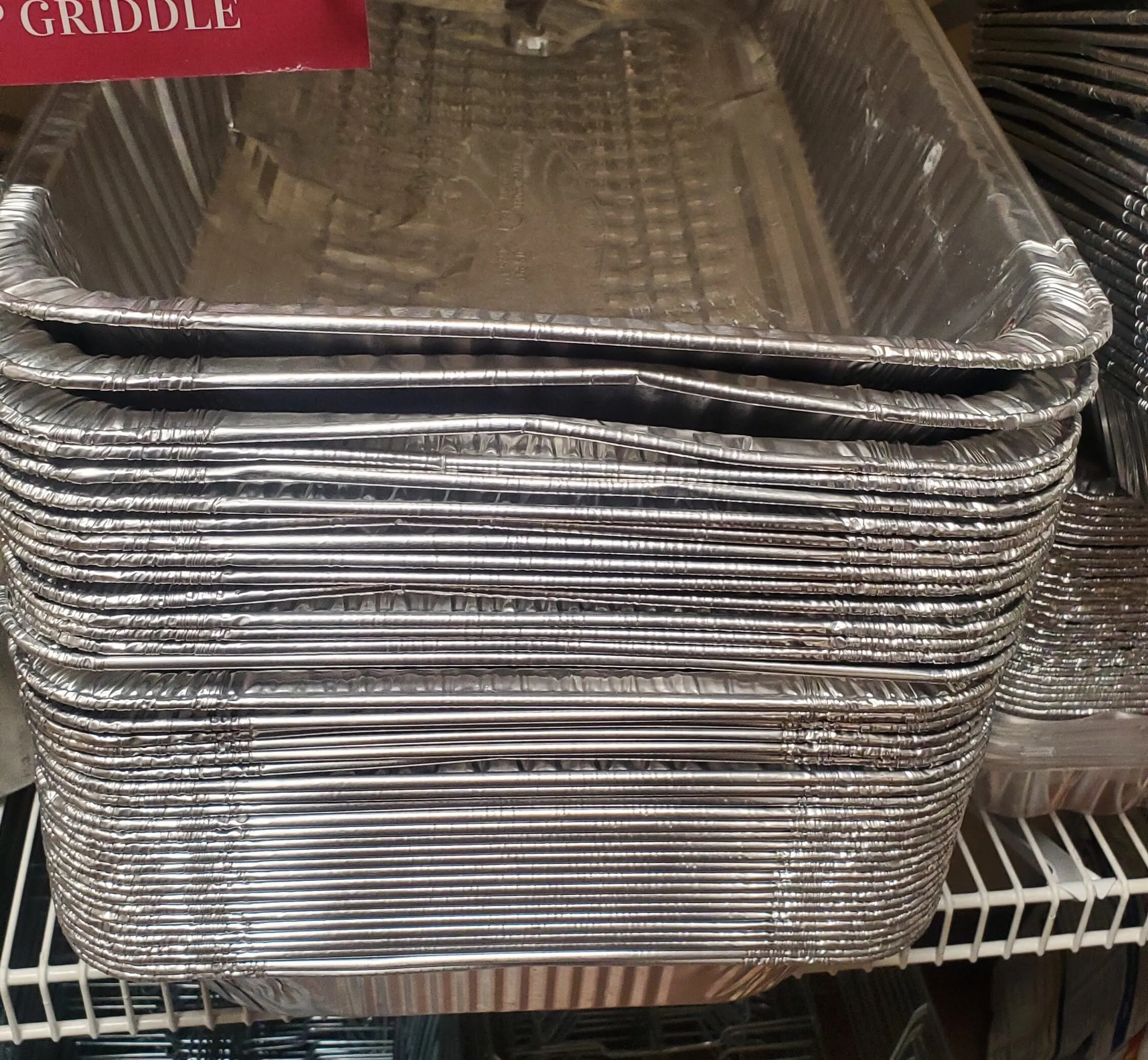new full contenant aluminum pans