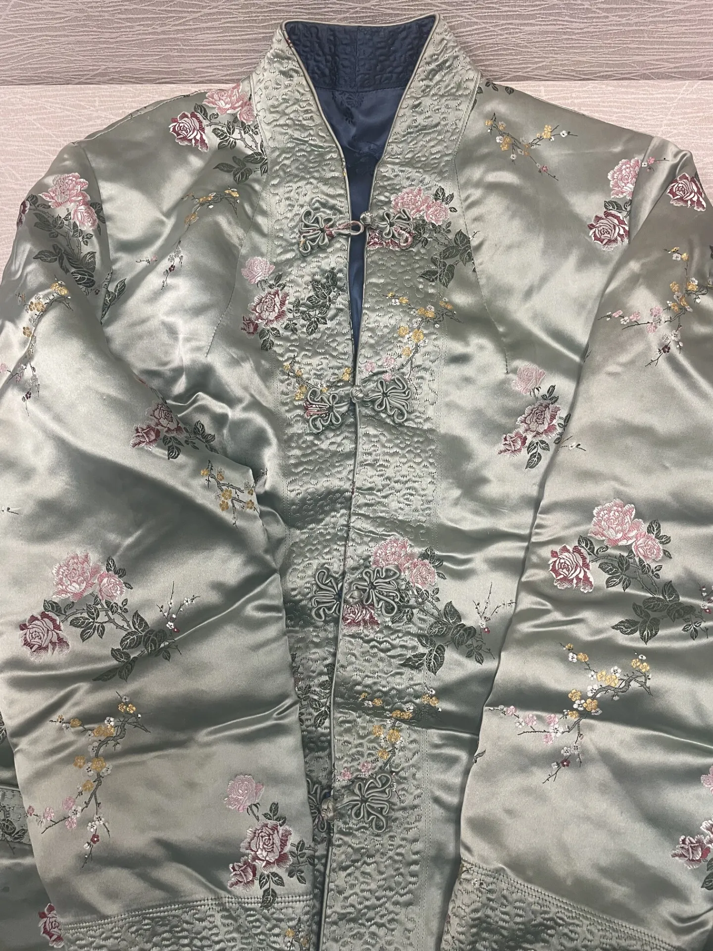 Traditional Chinese Green Silk Top