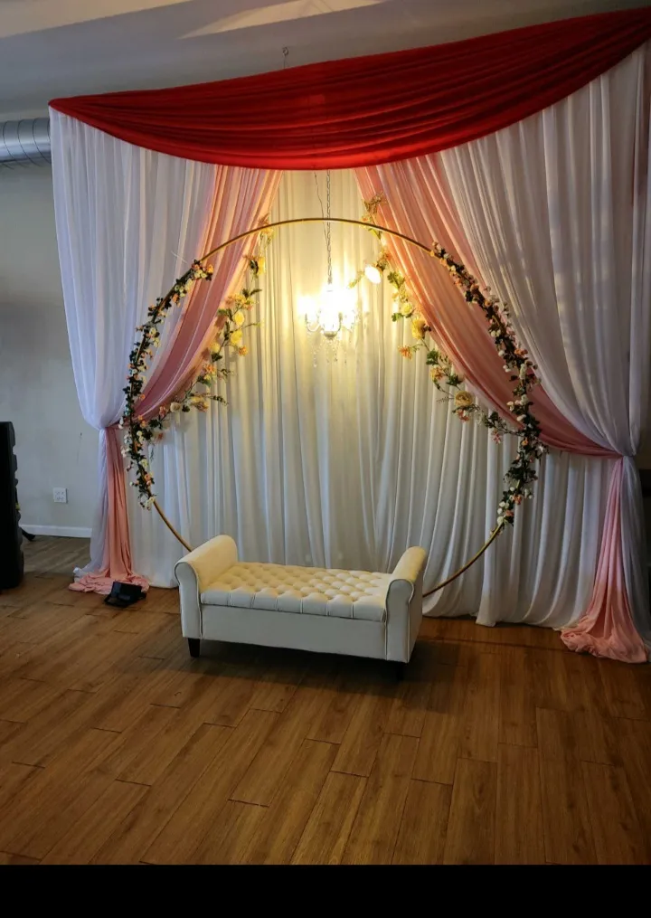 DECORATIVE SPECIALTIES