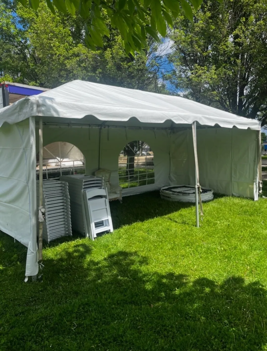 10 X 20 WEST COAST TENT INFORMATION & SEATING