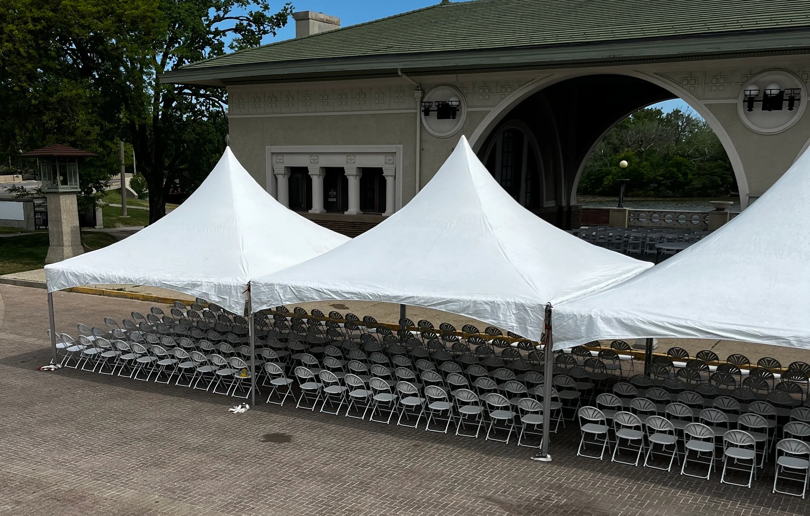 20 X 60 HIGH PEAK TENT INFORMATION & SEATING