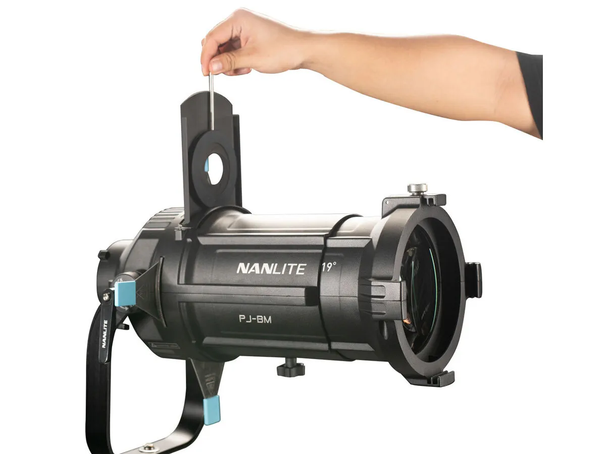 Adjustable Iris Diaphragm for the Bowens Projection Attachment