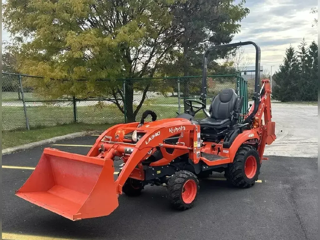 Kubota BX23S Tractor Loader Backhoe