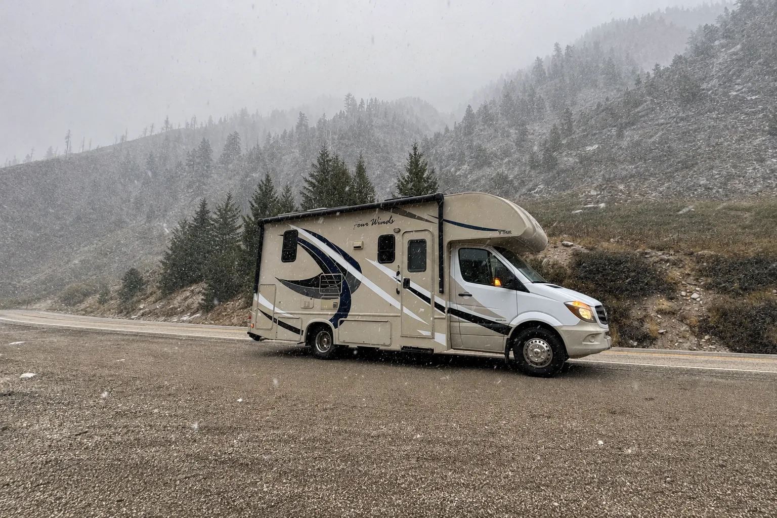 2018 Thor Four Winds 24HL