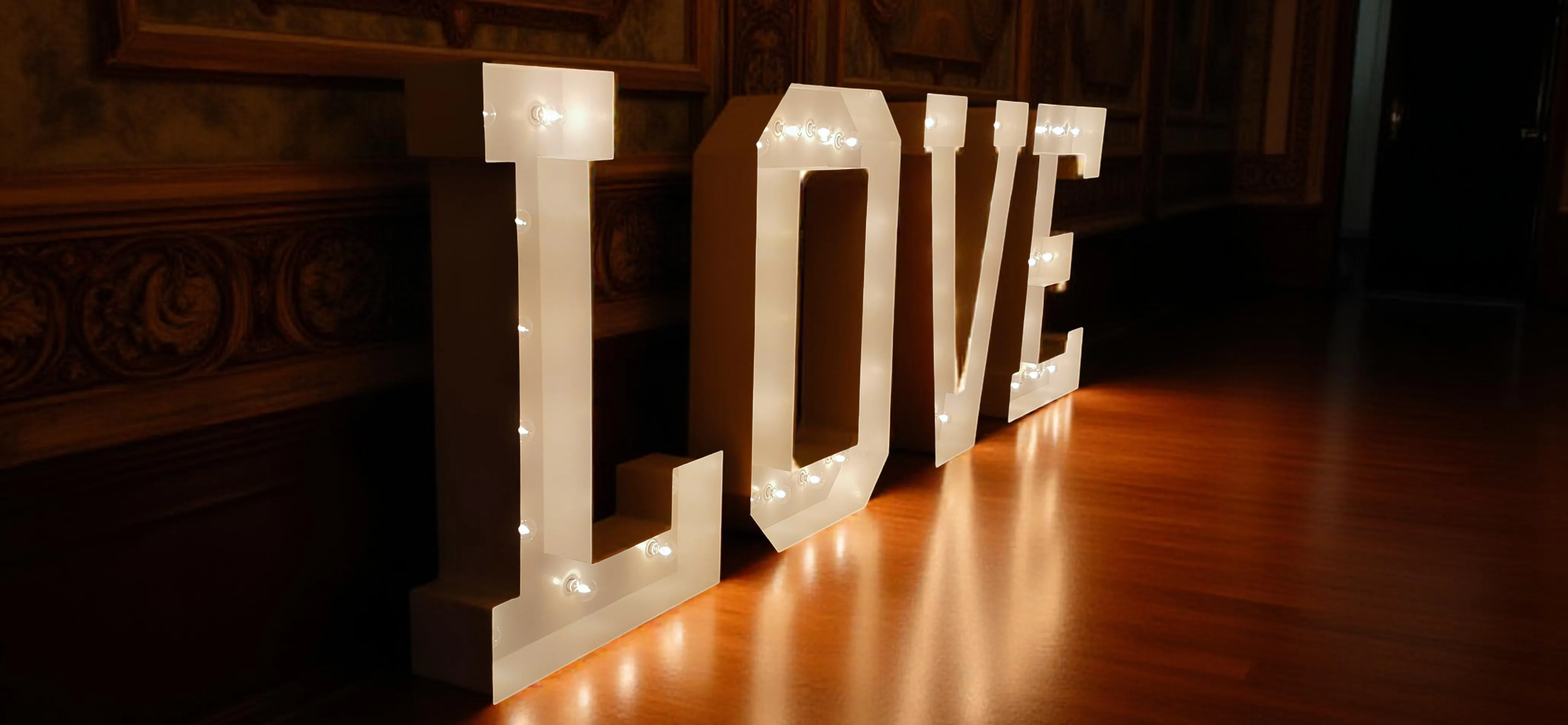 3-foot Wood Professional Marquee Letters With Lights