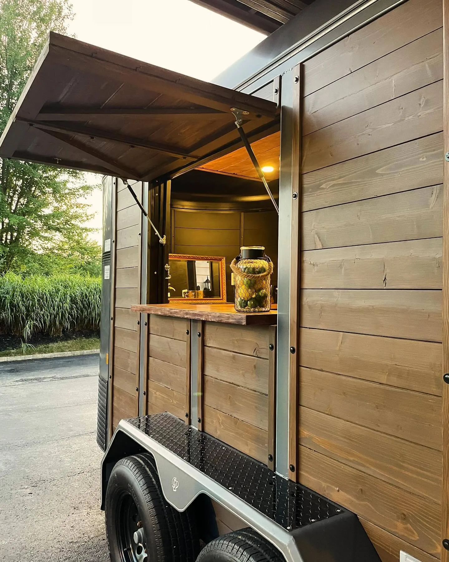Mobile Horse Trailer Bar
