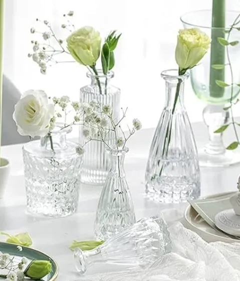Vases - Clear glass bud vases 