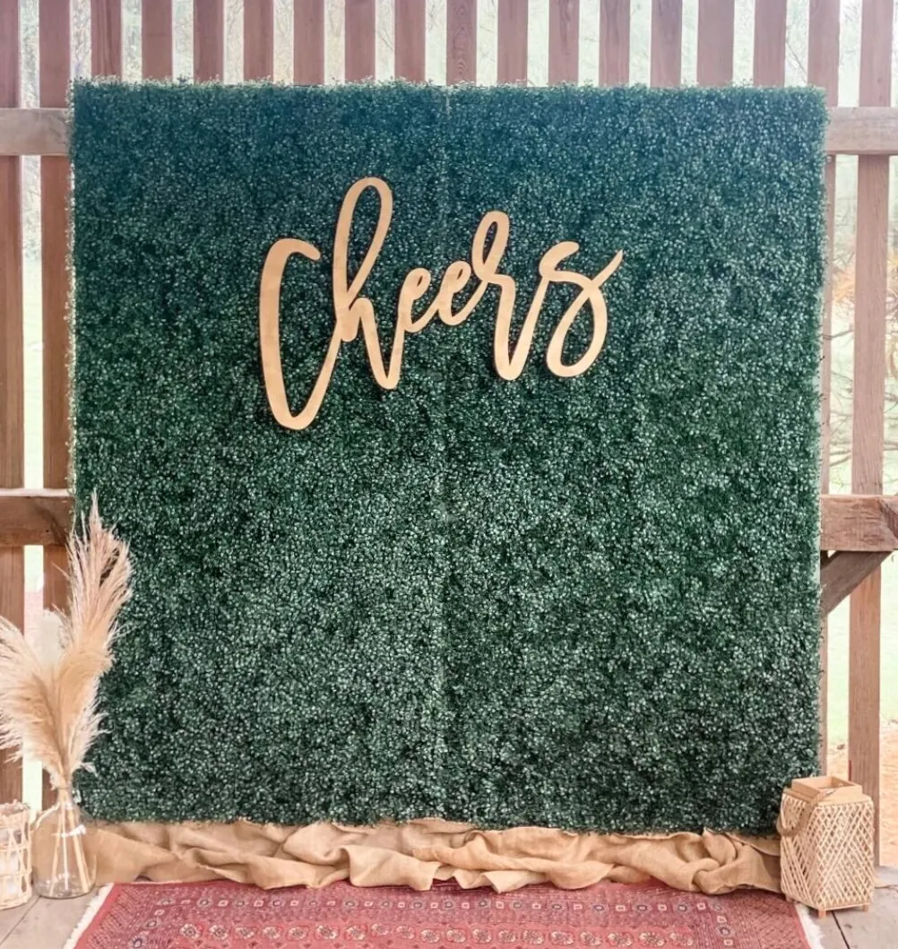 Boxwood Greenery Wall