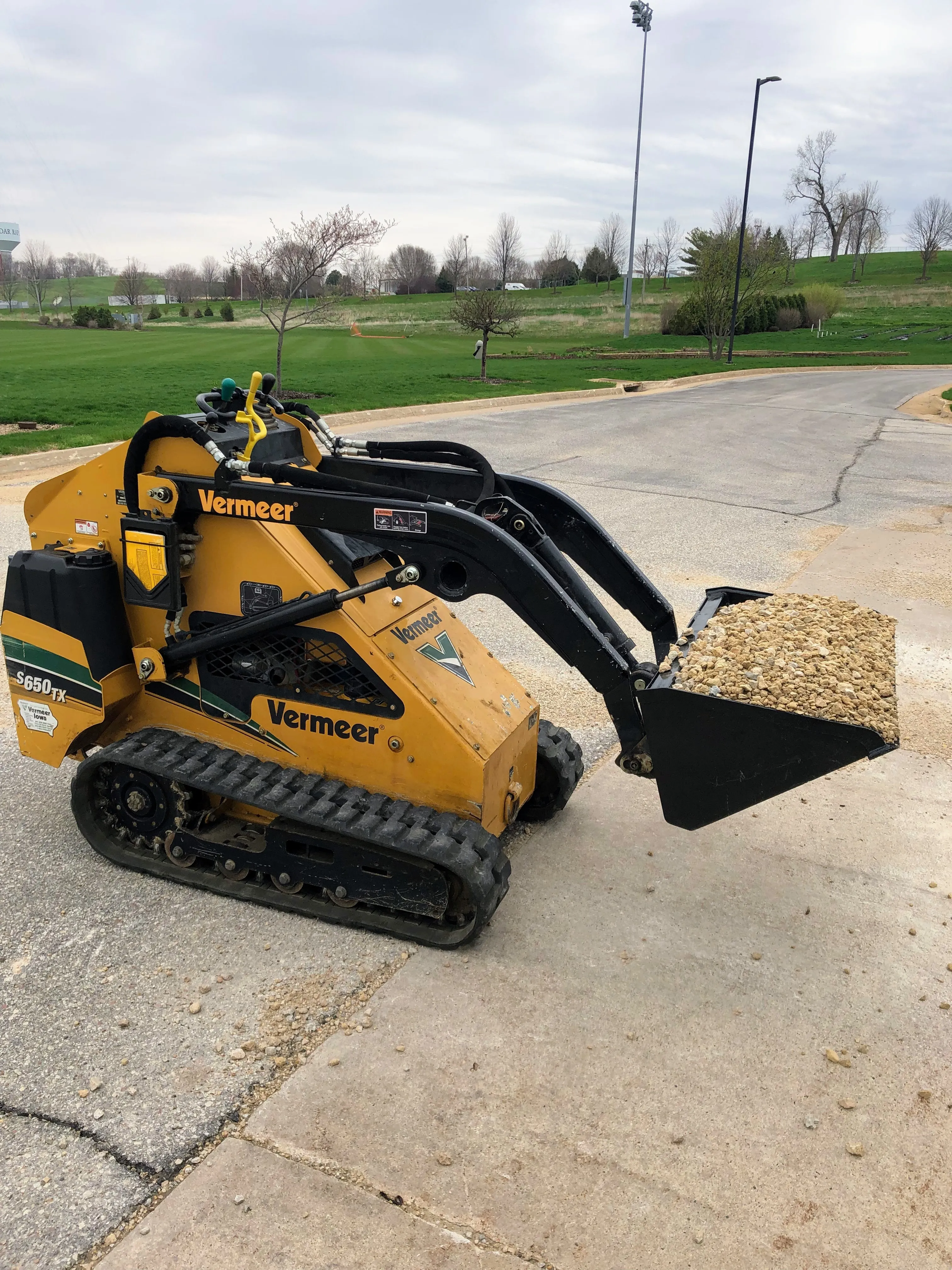 Mini Skid Loader S650TX 