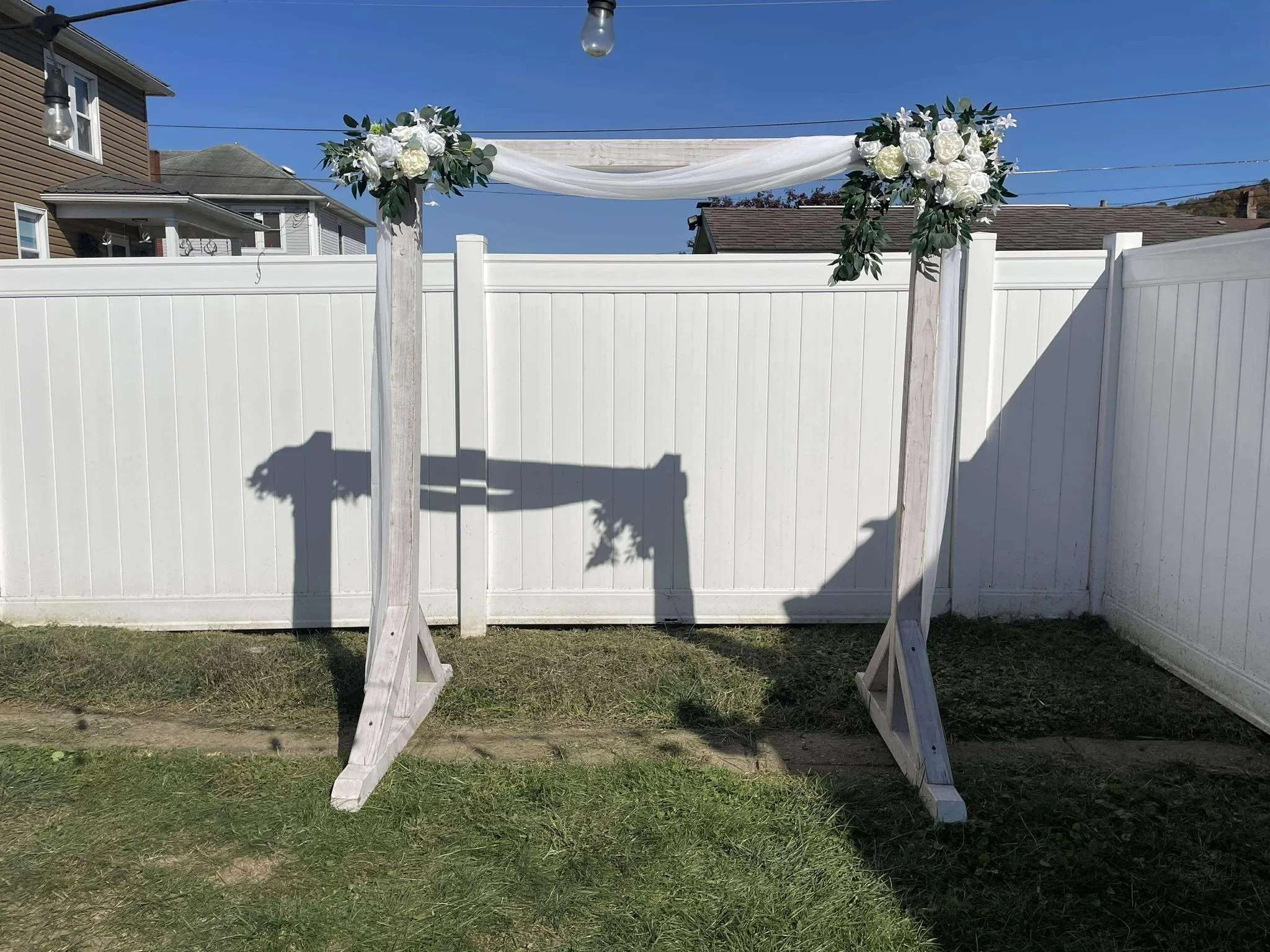 arch drapes with 2 piece flowers (click for color options)