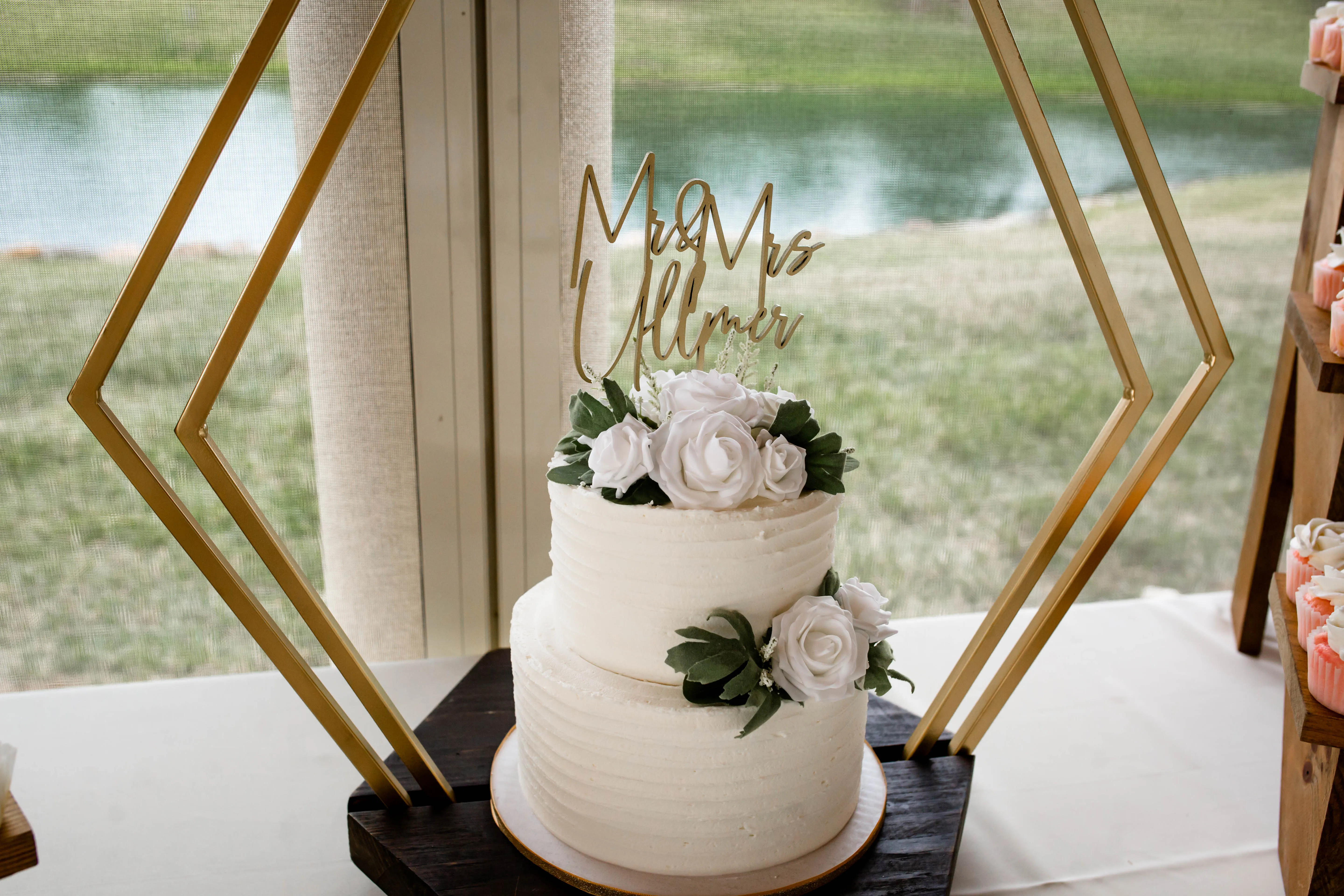 CAKE STAND: hexagon