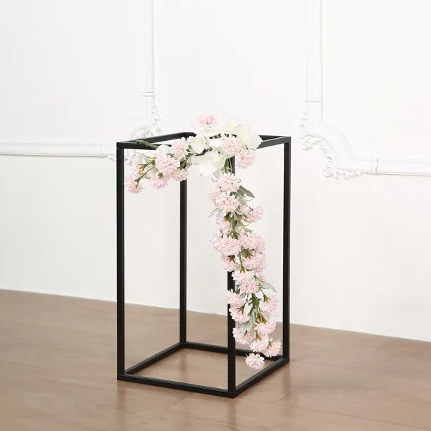 CENTERPIECE: 18" Black metal stand [black+white collection]