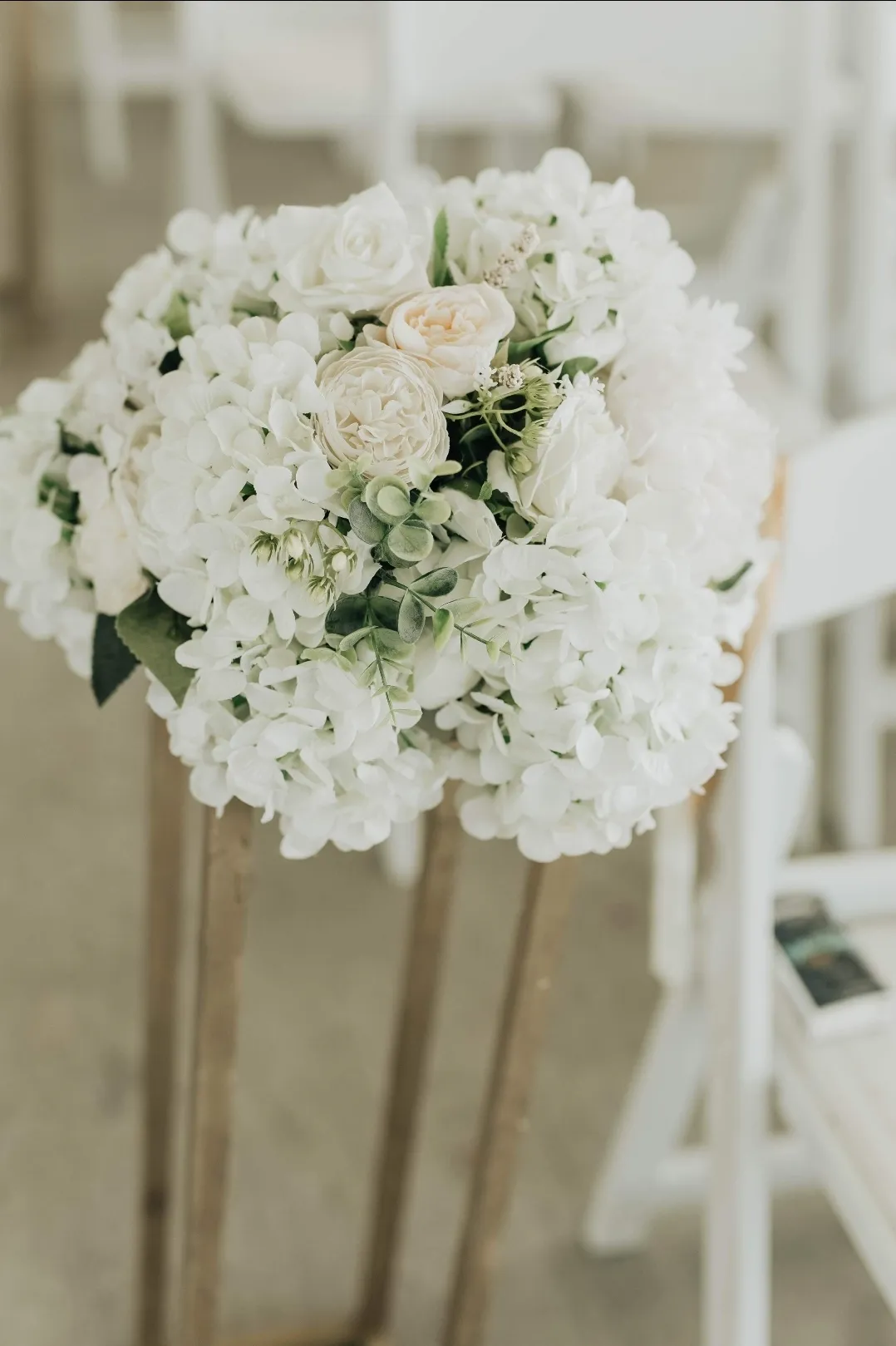CENTERPIECE: HIGH FLORAL TOPPERS (MAX 10)