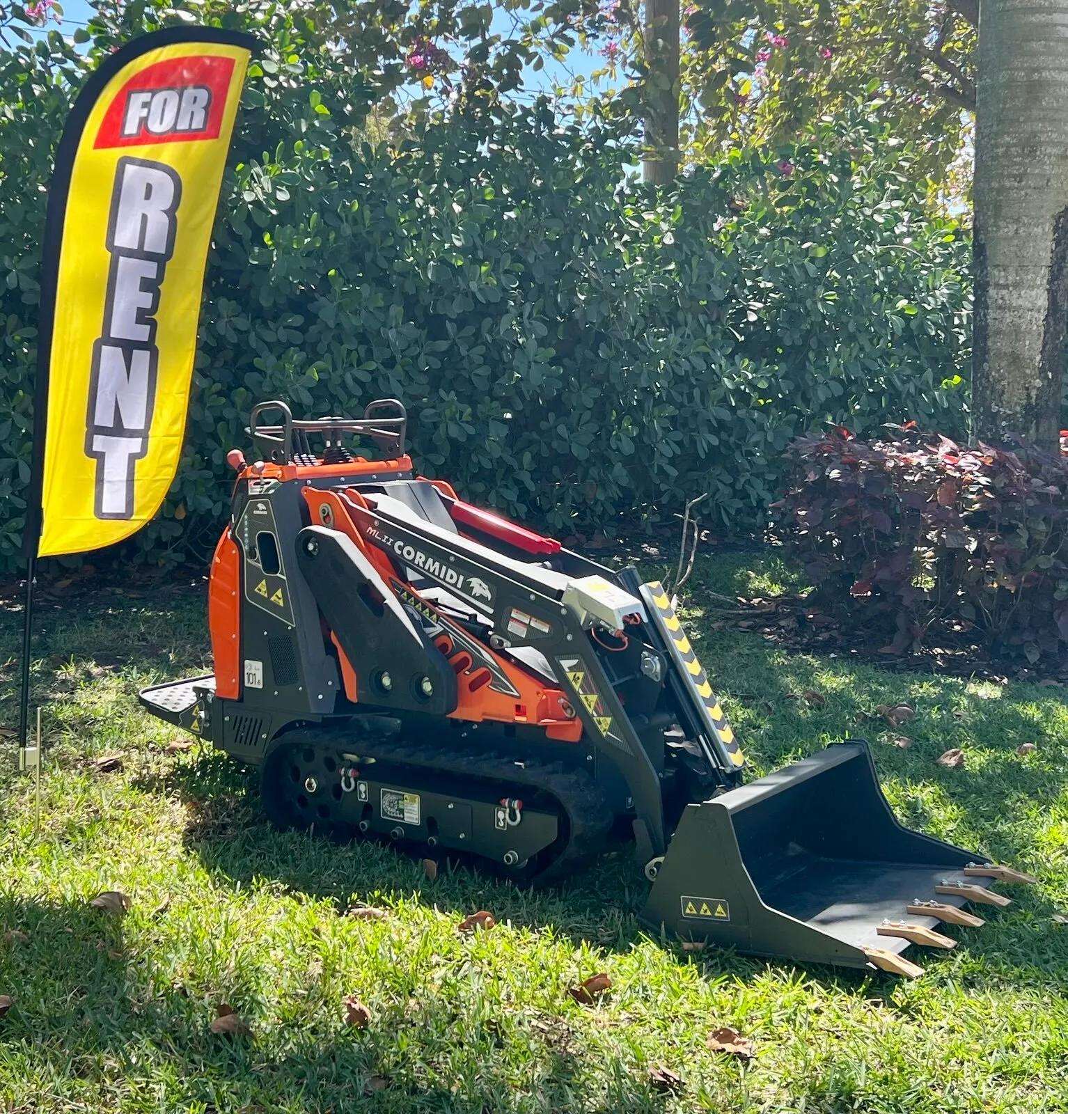 Mini Skid Steer - Gas (Boynton Beach, FL)