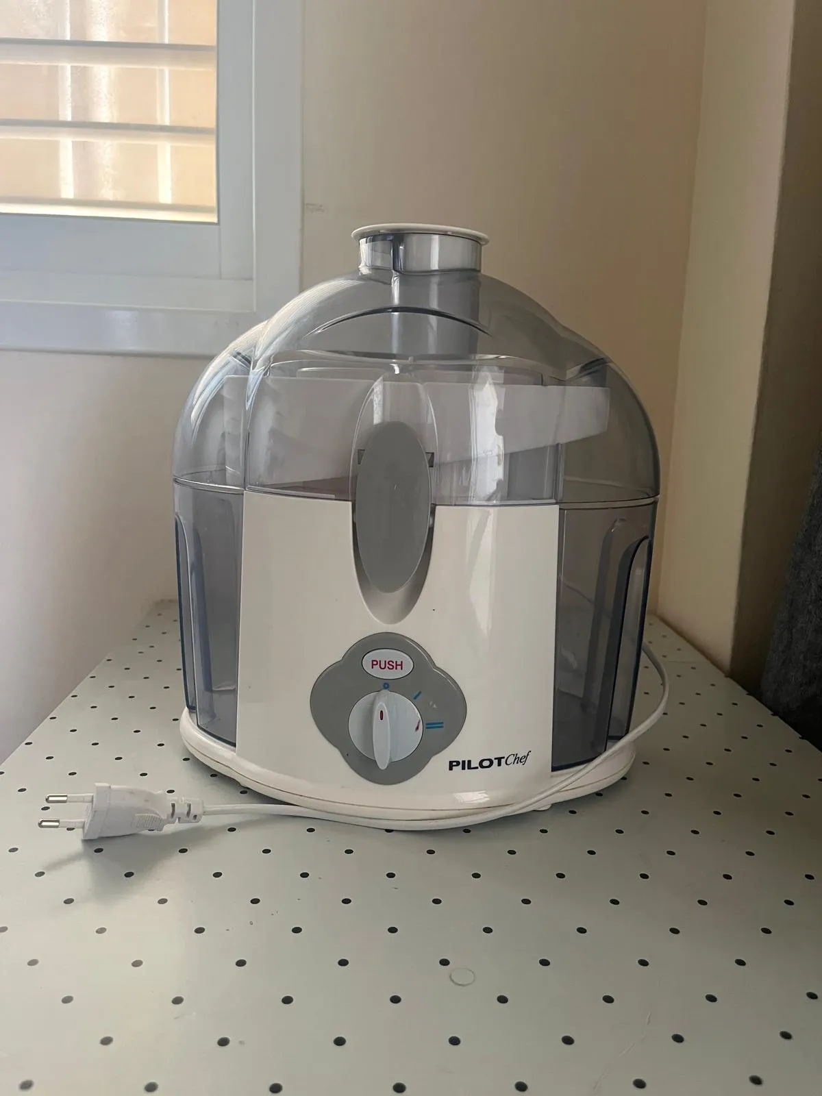 מסחטת מיצים קשים