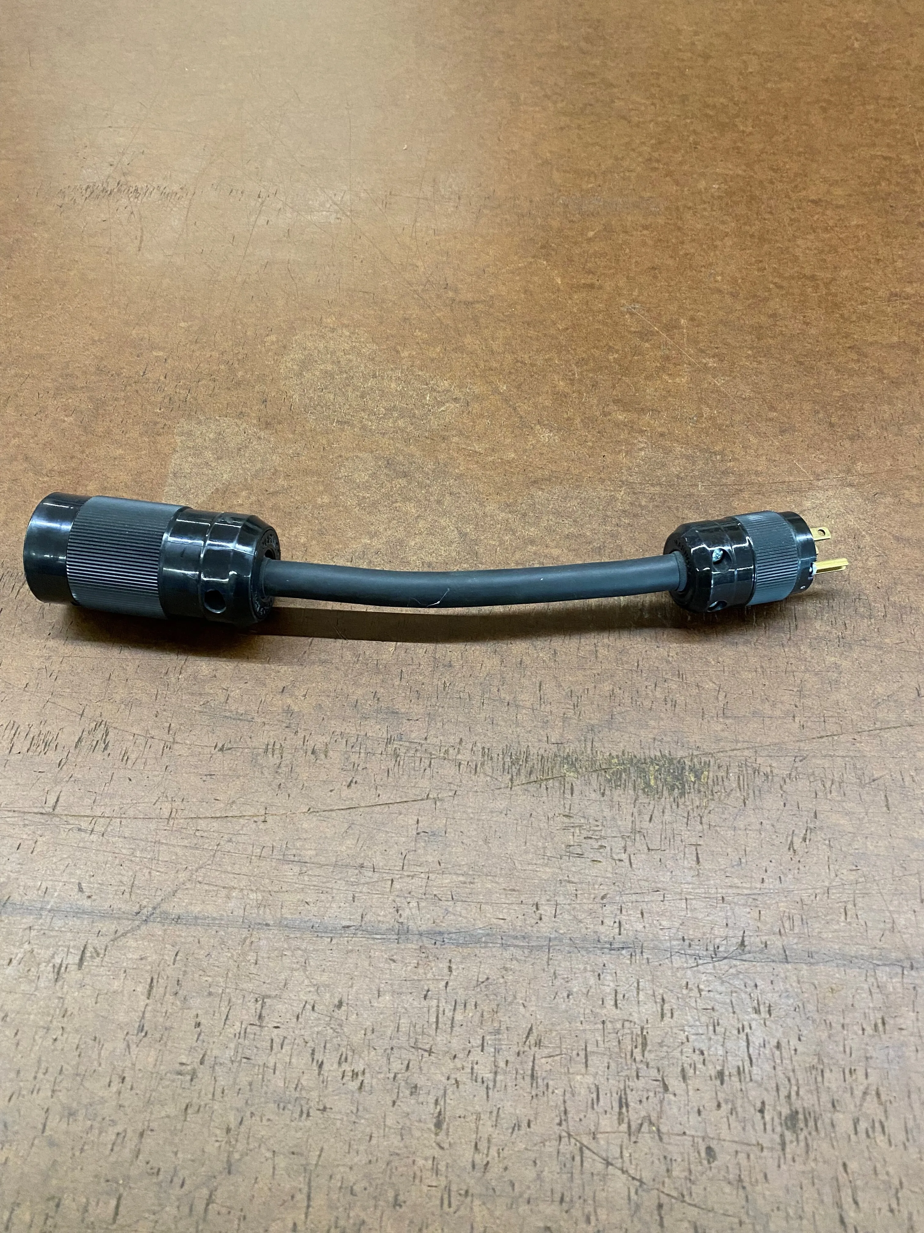 MSP Male New Twist Lock to Female Edison Adapter