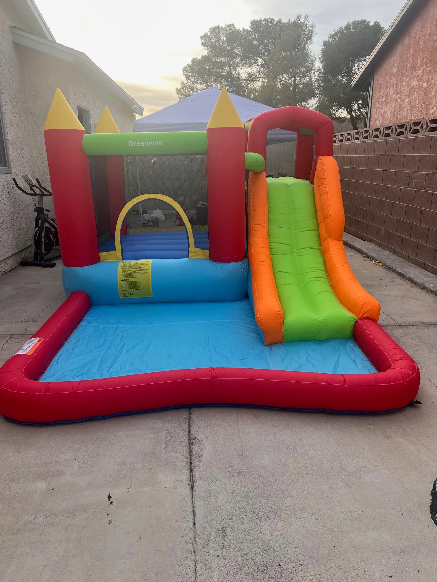 Light Play Bounce House (kids 5 years old and under)