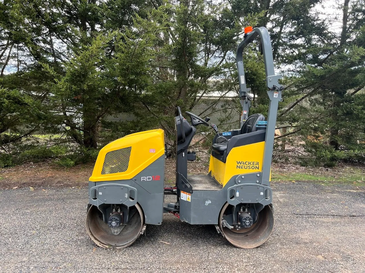 Wacker Neuson RD12, 1.2T Twin Drum Vibrating Roller