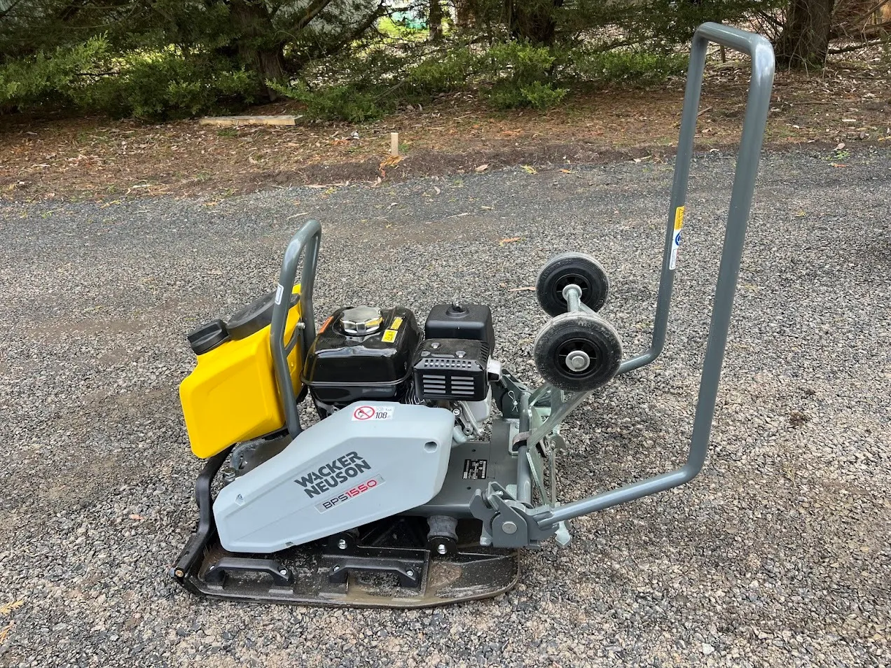 Wacker Neuson BPS1550 Vibratory Plate, 500mm with Water