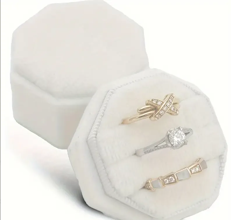 White Ring Box with three compartments 