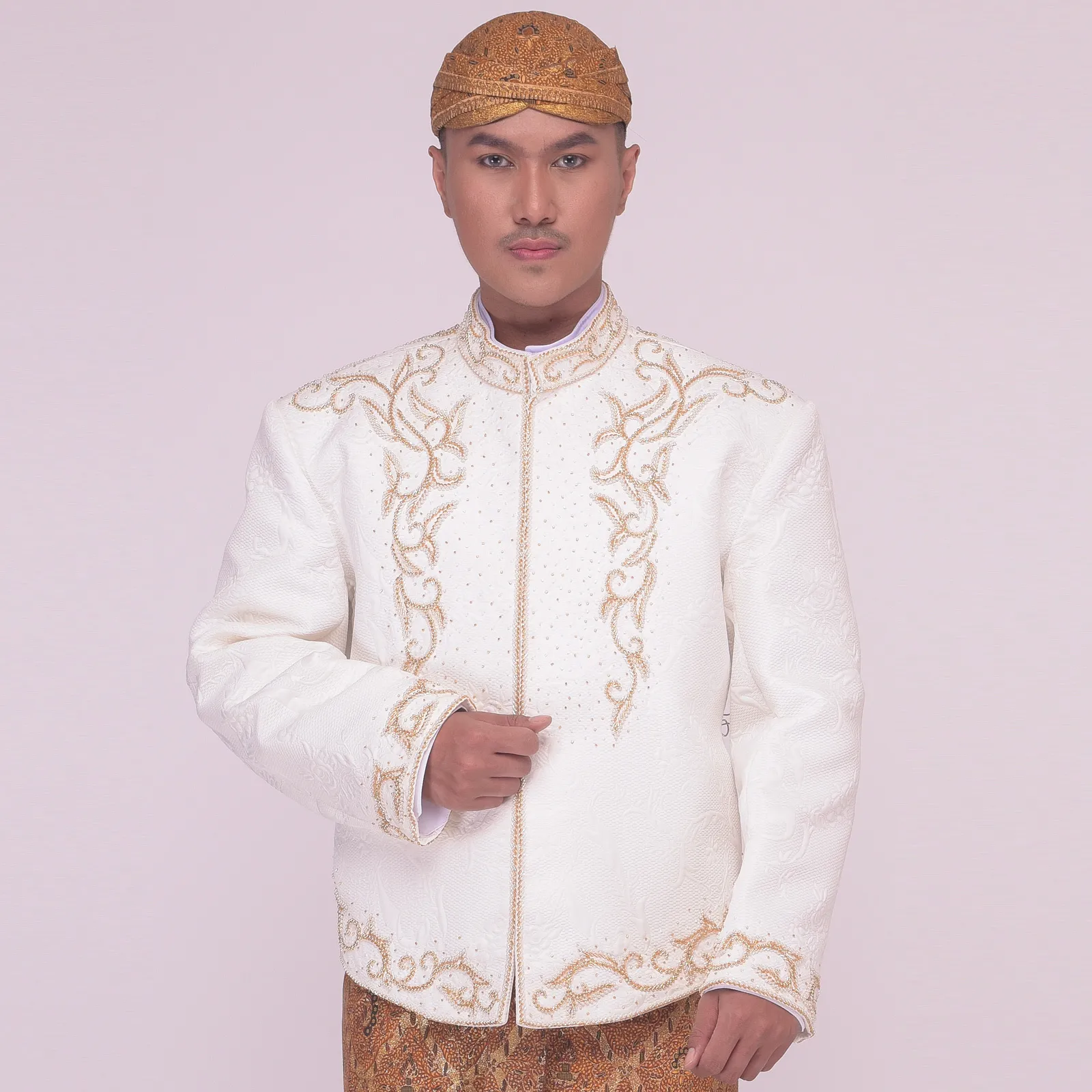 (BJ-160) Beskap Pengantin BW Emas Anggun