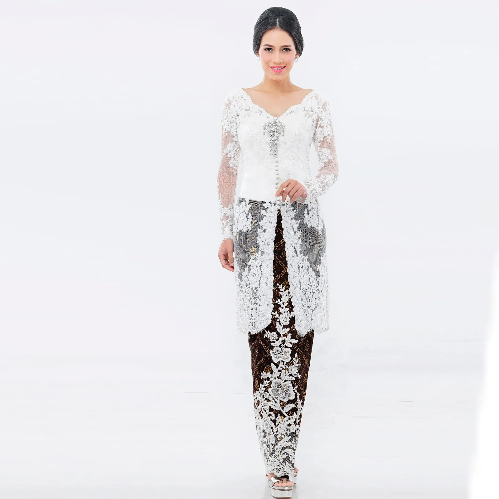 (KR-119) Kebaya Pengantin Putih Vita