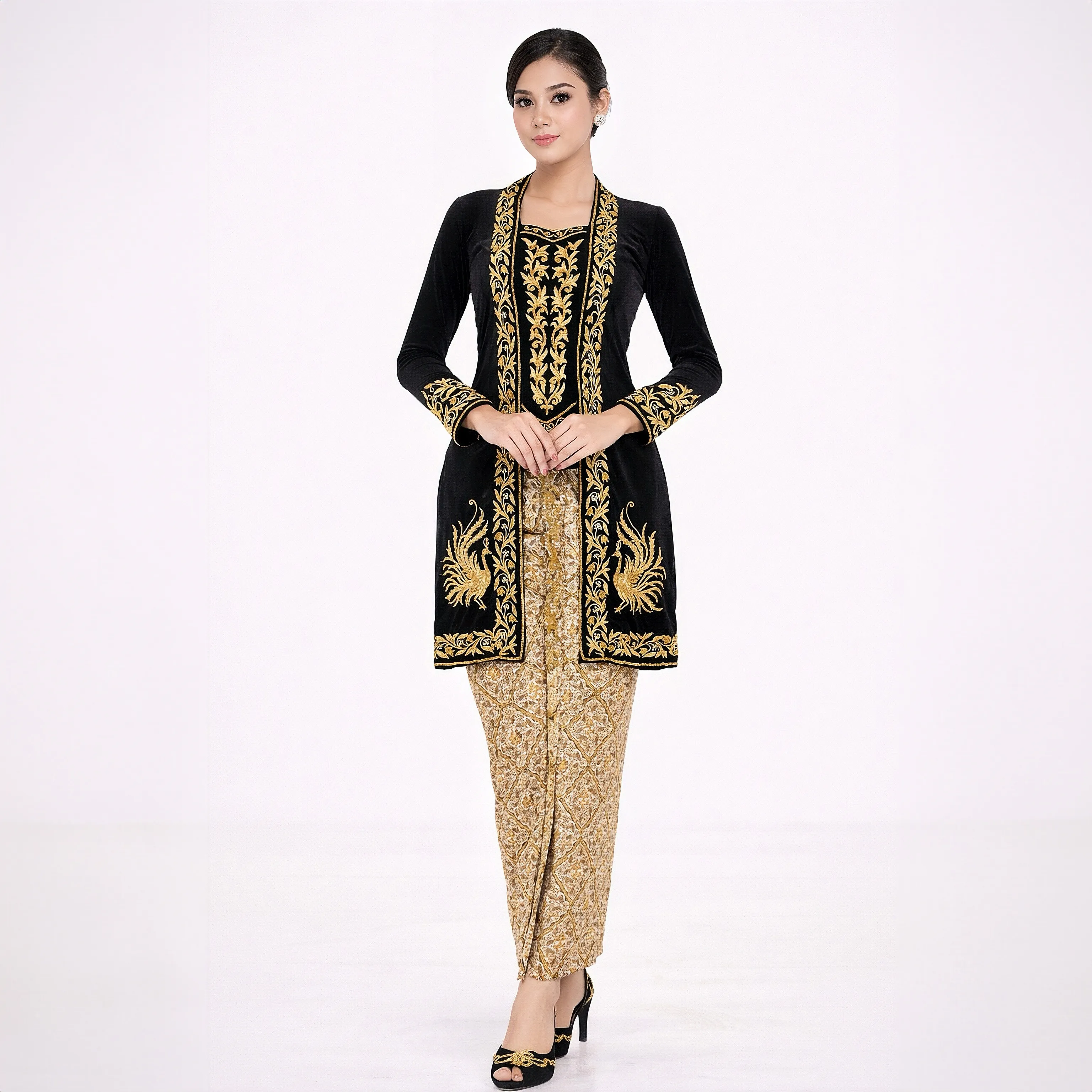(KR-028) Kebaya Pengantin Bludru Hitam Glendia