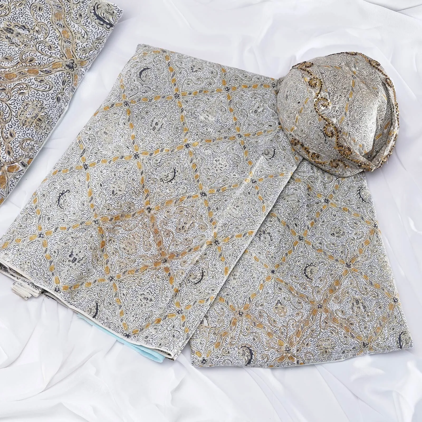 (KAM-093) Kain Pengantin Sunda Sidomukti Silver (Non Payet)