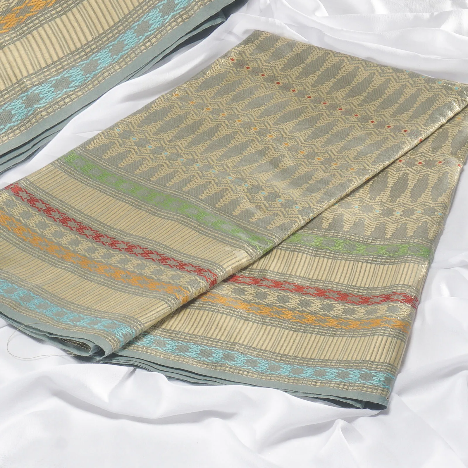 (KAT-072) Kain Songket Hijau Emas
