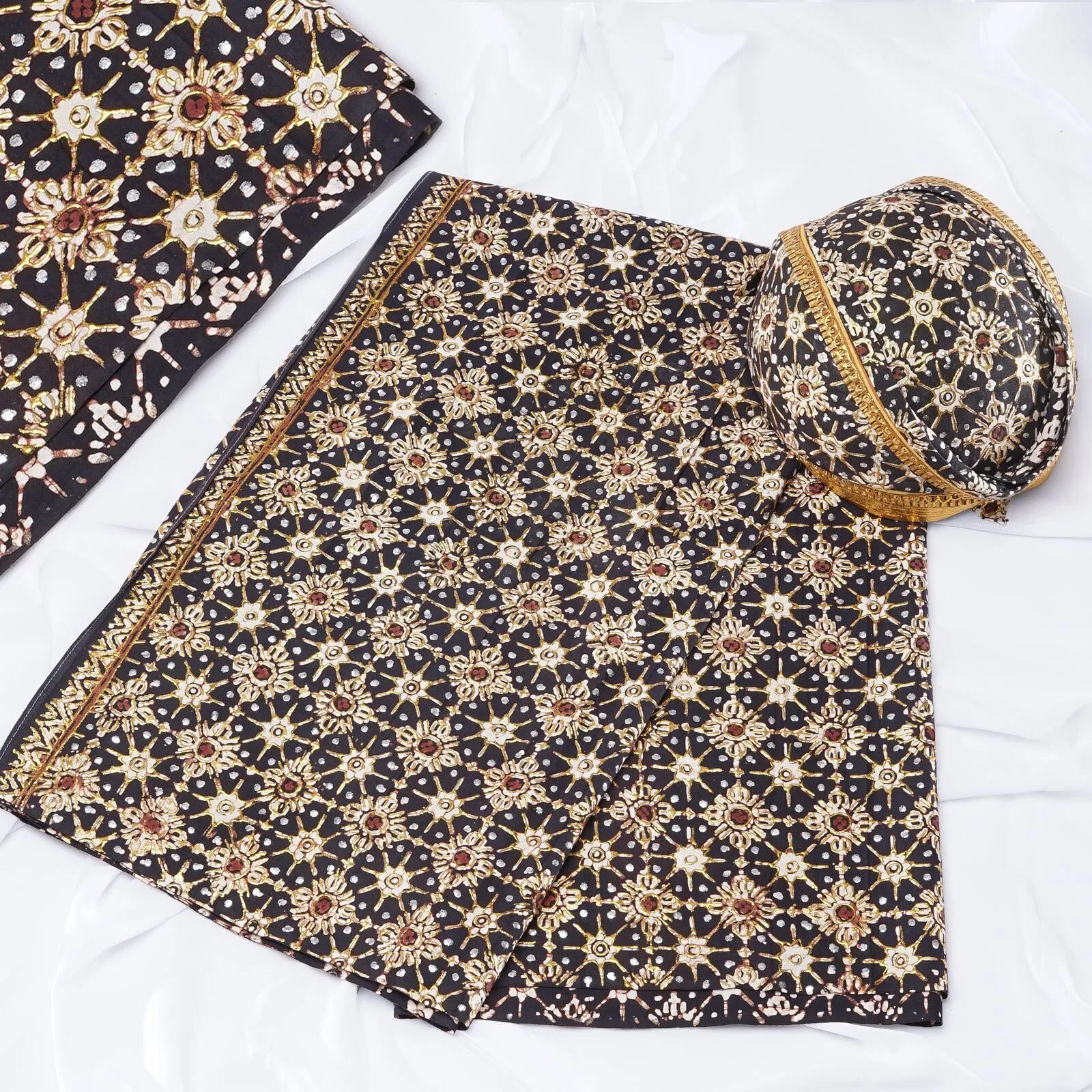 (KOT-003) Kain Solo/Sunda Hitam Bulat Bintik-Bintik