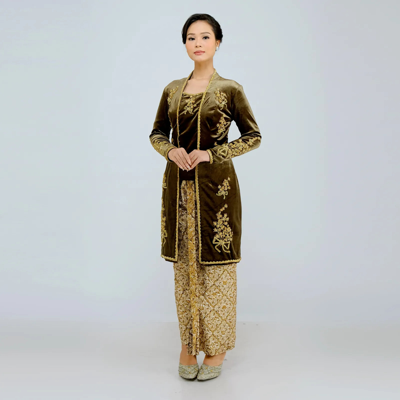 (KE-166) Kebaya Pengantin Bludru Hijau Classic