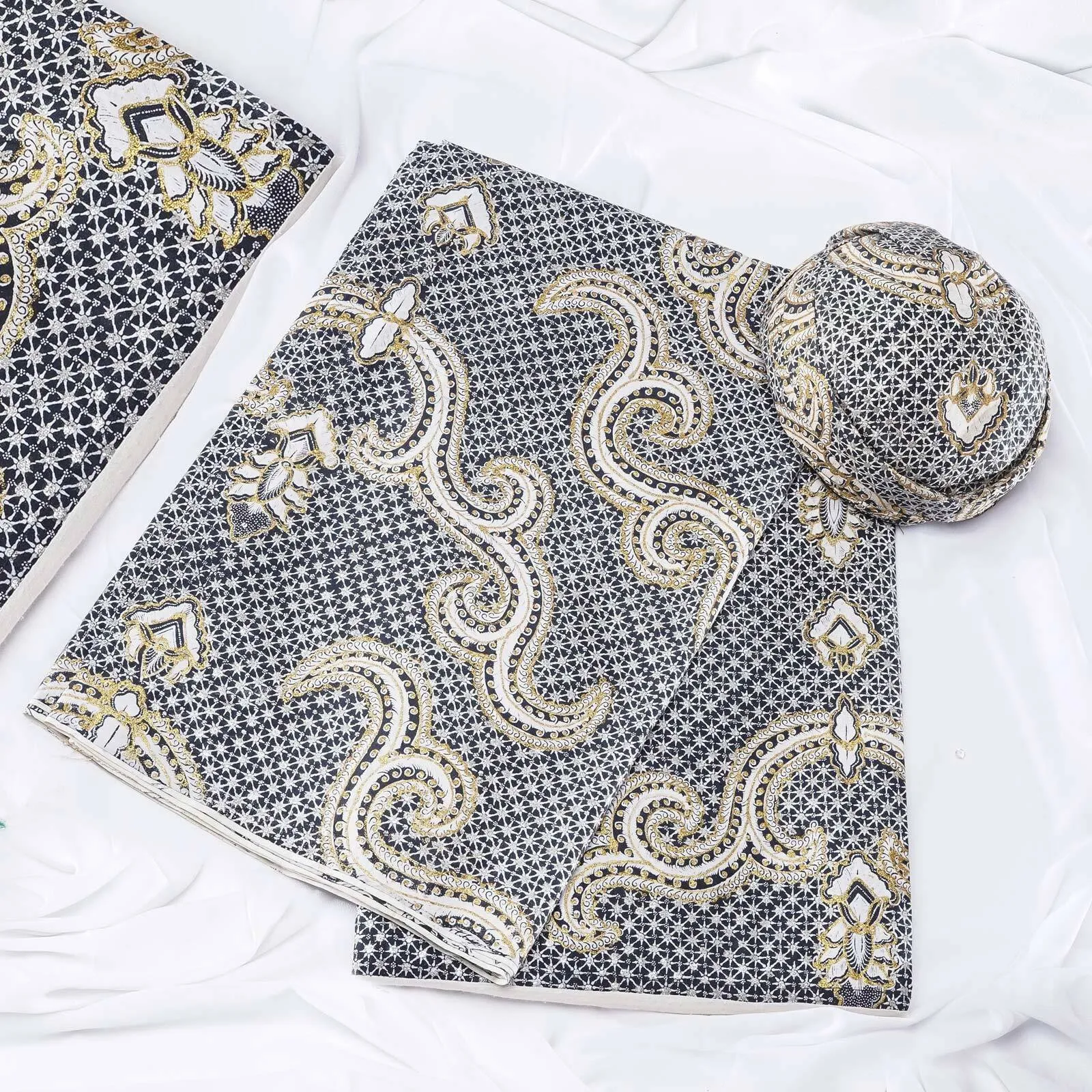 (KOT-069) Kain Sunda/Solo Truntum Silih Asih