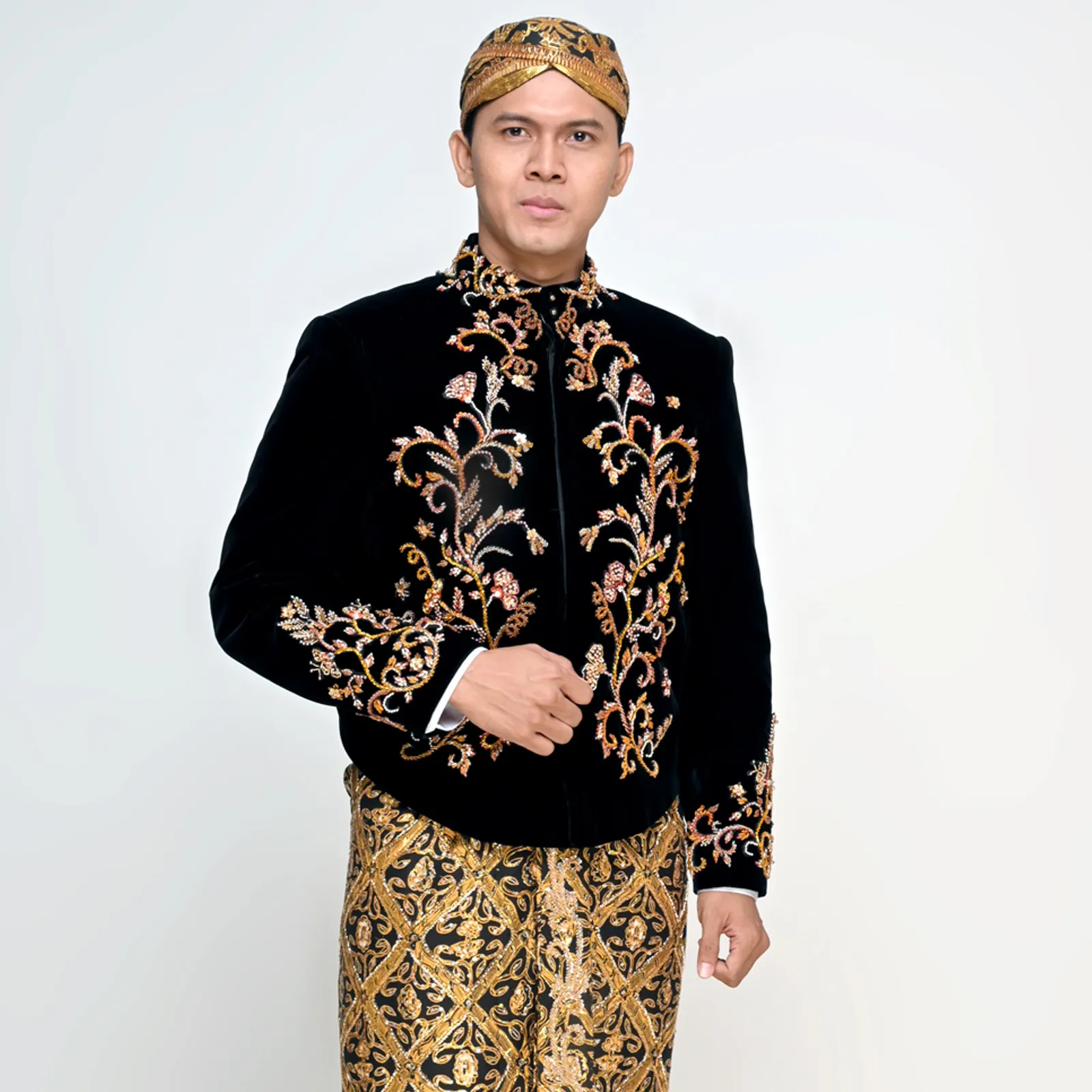 (BJ-180) Beskap Pengantin Bludru Hitam Jokowi