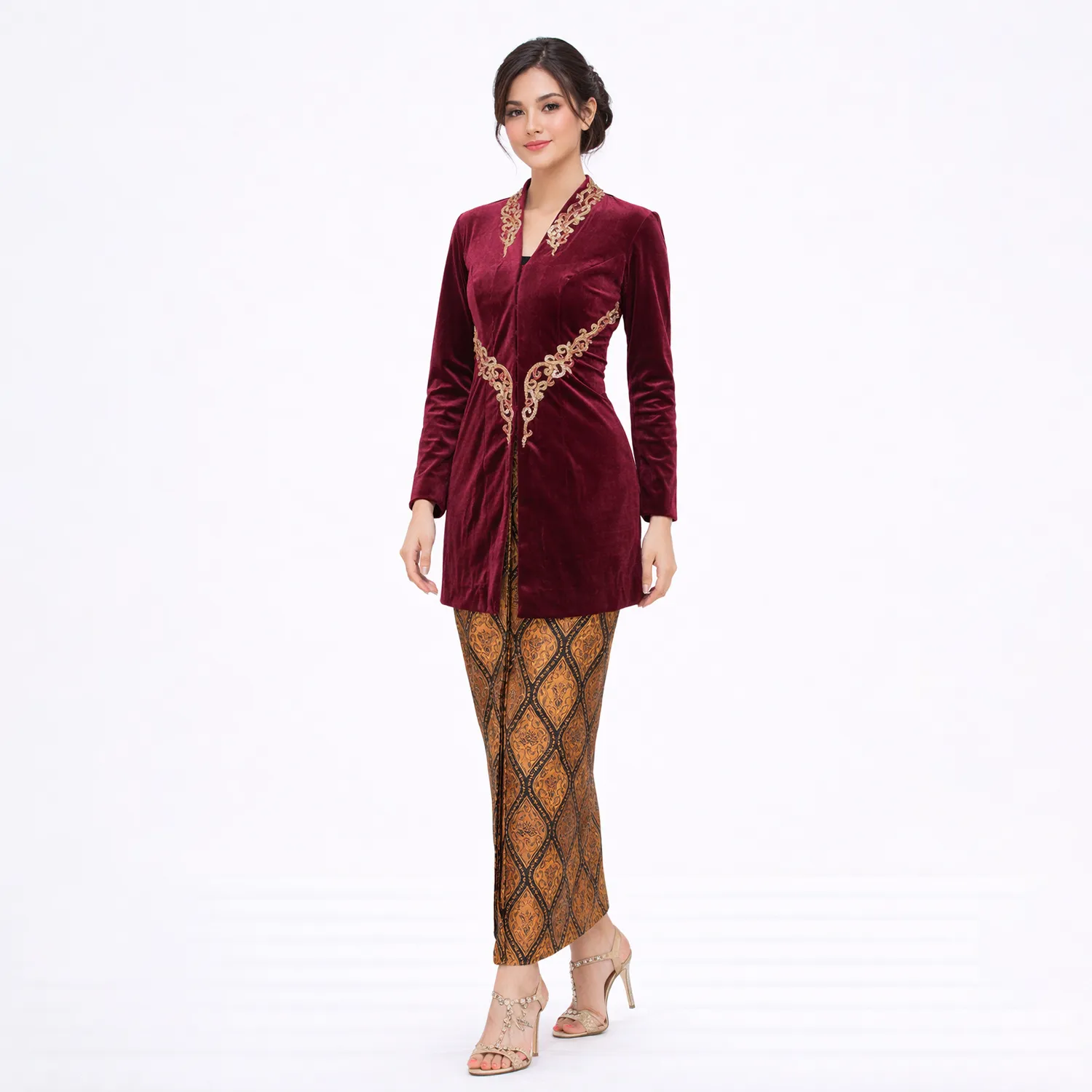 (BT-046) Kebaya Bridesmaid/Engagement/Graduation Bludru Marun