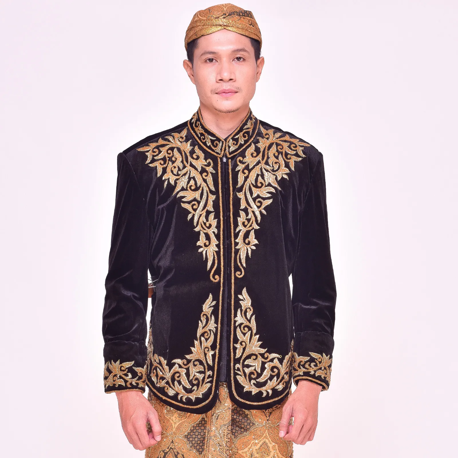 (BJ-111) Beskap Pengantin Bludru Htam Camerun