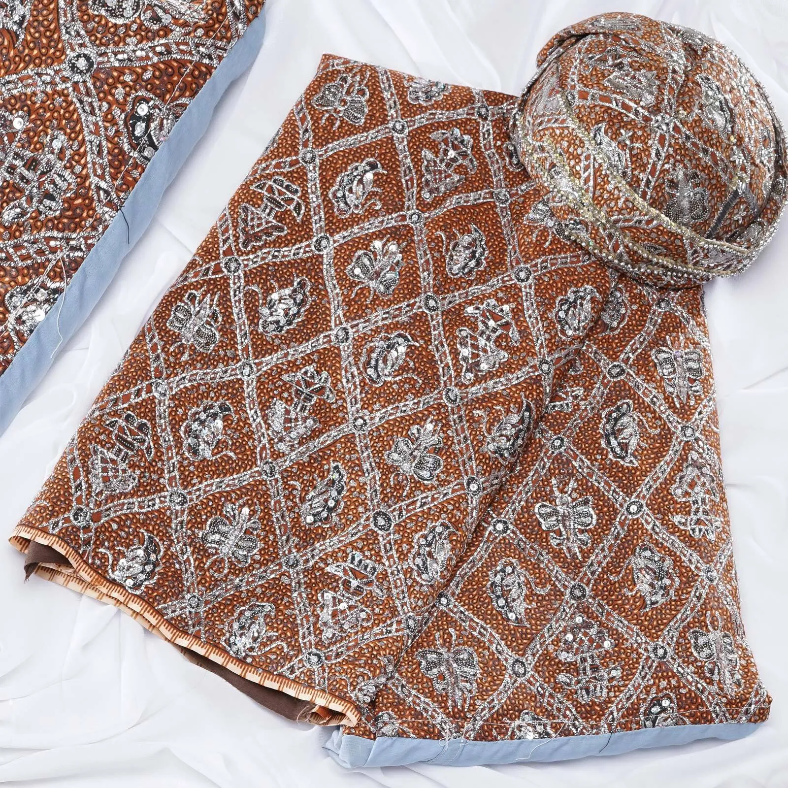 (KAM-076) Kain Pengantin Sunda/Solo Sidomukti Coklat Bordir Payet