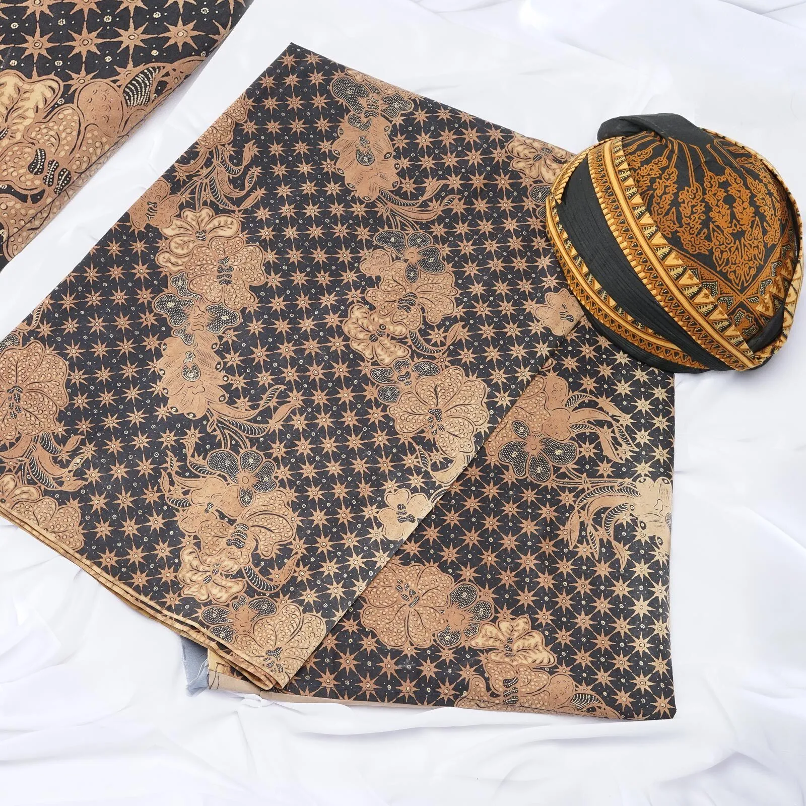 (KOT-024) Kain Solo Ceplok Wulan